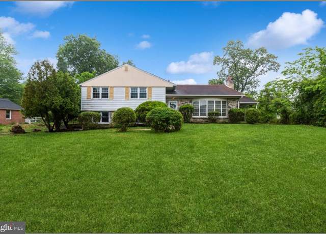 Property at 1008 Richmond Rd, Broomall, PA 19008, 3 beds, 2 baths