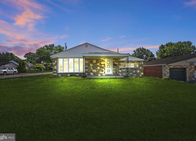 Property at 8237 Verree Rd, Philadelphia, PA 19111, 3 beds, 1.5 baths