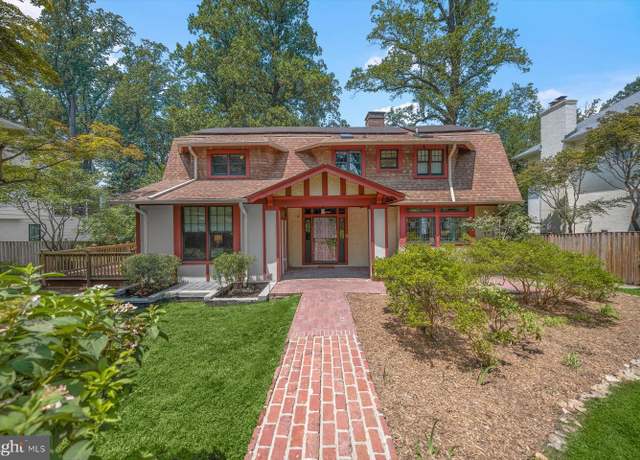 Property at 4215 Lorcom Ln, Arlington, VA 22207, 5 beds, 5 baths
