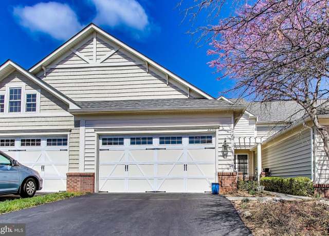 Property at 44360 Maltese Falcon Sq, Ashburn, VA 20147, 2 beds, 2.5 baths