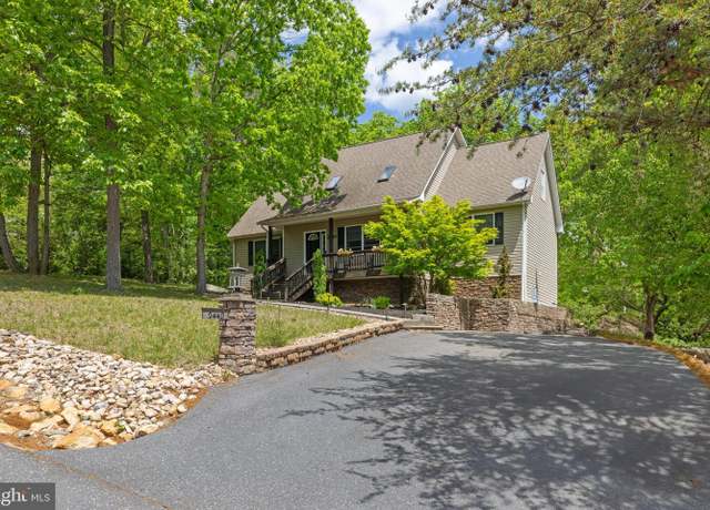 Property at 2440 Mountain Dr, Mc Gaheysville, VA 22840, 5 beds, 3.5 baths