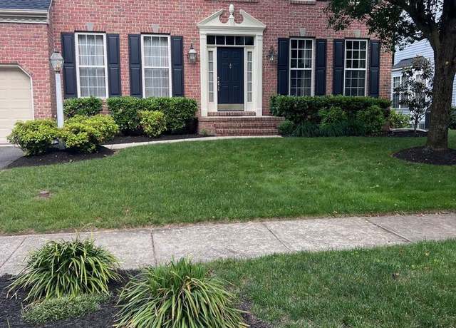 Property at 8242 Green Ice Dr, Pasadena, MD 21122, 3 beds, 2.5 baths