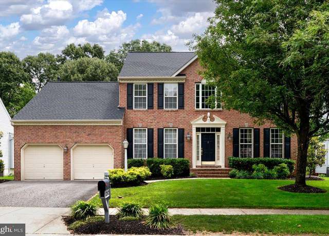 Property at 8242 Green Ice Dr, Pasadena, MD 21122, 3 beds, 2.5 baths