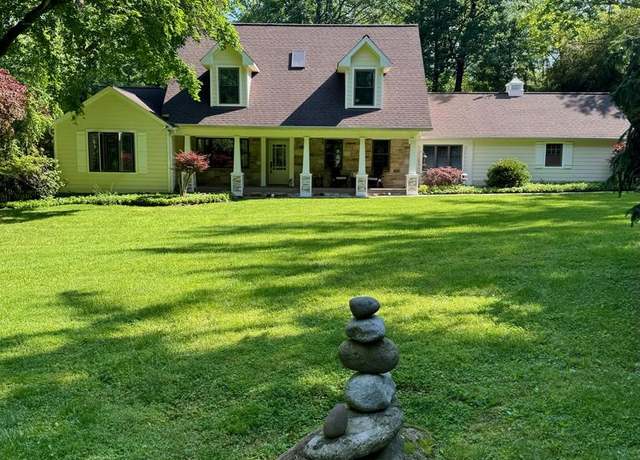 Property at 712 E Seminary Ave E, Towson, MD 21286, 4 beds, 2.5 baths