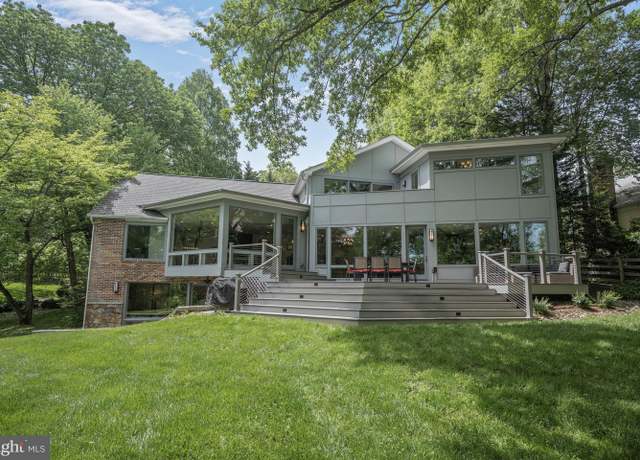 Property at 8811 Jones Mill Rd, Chevy Chase, MD 20815, 6 beds, 4.5 baths