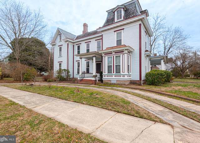 Property at 101 S Church St, Snow Hill, MD 21863, 4 beds, 2.5 baths