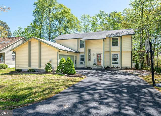 Property at 8 Candytuft Ln, Ocean Pines, MD 21811, 5 beds, 3 baths