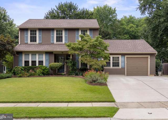 Property at 15 Lancaster Dr, Westampton, NJ 08060, 4 beds, 2.5 baths