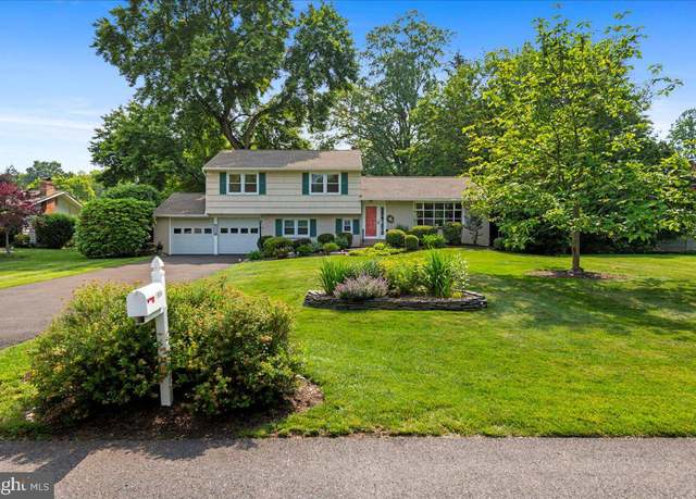 Property at 1904 Woodland Dr, Yardley, PA 19067, 3 beds, 2.5 baths