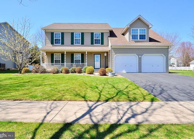 Property at 2164 Autumnwood Dr, State College, PA 16801, 4 beds, 2.5 baths