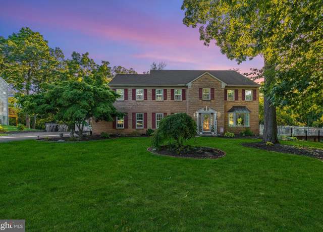 Property at 958 Musket Dr, Lansdale, PA 19446, 6 beds, 3.5 baths