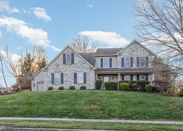 Property at 4208 Britain Dr, York, PA 17402, 4 beds, 2.5 baths