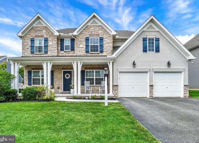 Property at 2611 Woodspring Dr, York, PA 17402, 4 beds, 3.5 baths