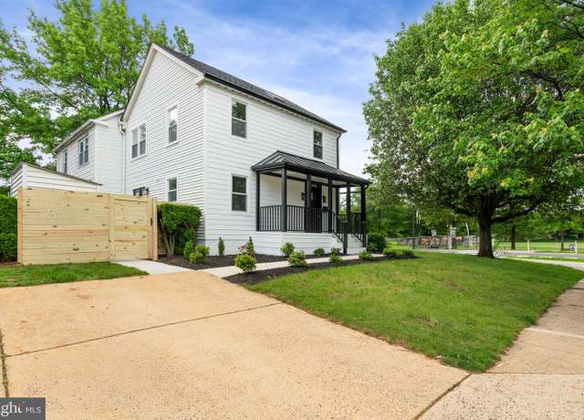 Property at 3838 13th St N, Arlington, VA 22201, 3 beds, 2.5 baths