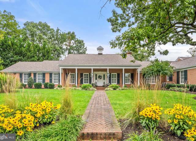Property at 103 Oak Ridge Ln, Winchester, VA 22602, 5 beds, 6 baths