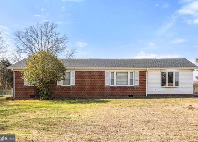 Property at 10012 Lake Jackson Dr, Manassas, VA 20110, 4 beds, 2.5 baths