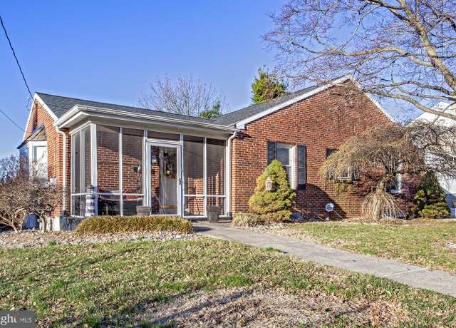 Property at 3100 4th St, Wilmington, DE 19805, 2 beds, 1.5 baths