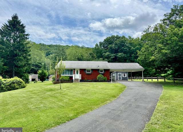 Property at 12602 Gramlich Rd SW, Cumberland, MD 21502, 2 beds, 1.5 baths