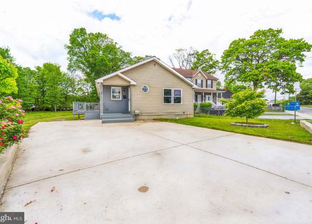 Property at 26 Stemmers Run Rd, Baltimore, MD 21221, 4 beds, 3 baths