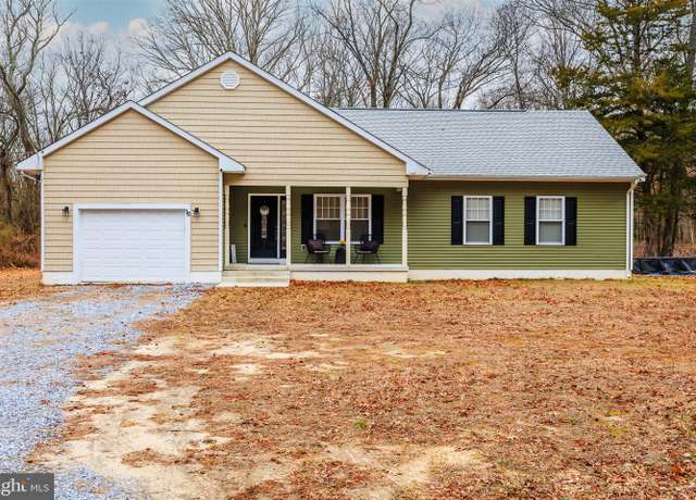 Property at 18 Wayman Ln, Bridgeton, NJ 08302, 4 beds, 2 baths