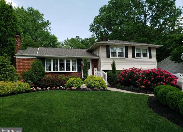 Property at 104 Sunnybrook Rd, Cherry Hill, NJ 08034, 3 beds, 2 baths