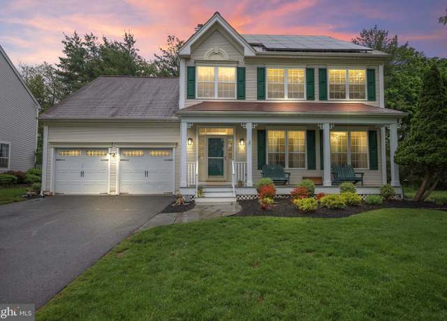 Property at 18 Navesink Dr, Pennington, NJ 08534, 4 beds, 2.5 baths