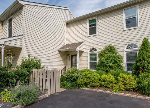 Property at 114 Pipers Pl, Chalfont, PA 18914, 3 beds, 1.5 baths