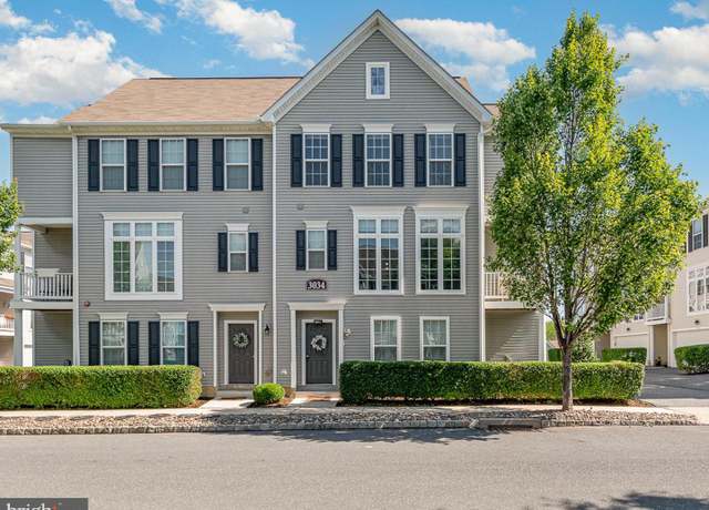 Property at 3034 E Meridian Cmns, Mechanicsburg, PA 17055, 3 beds, 2.5 baths