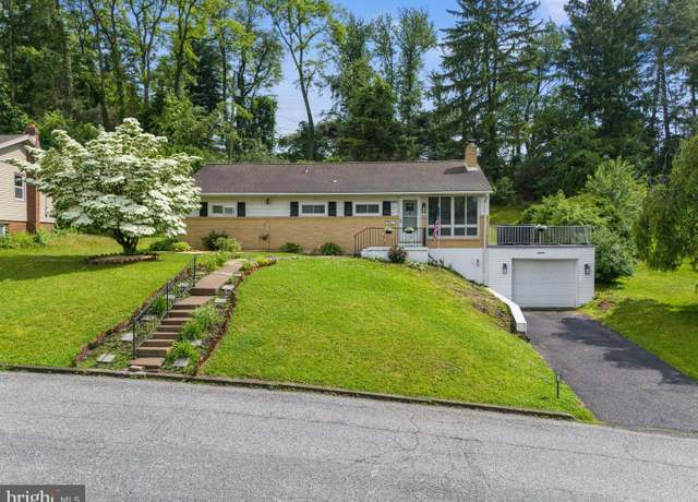 Property at 4009 Eastbrook Rd, Harrisburg, PA 17109, 3 beds, 1.5 baths