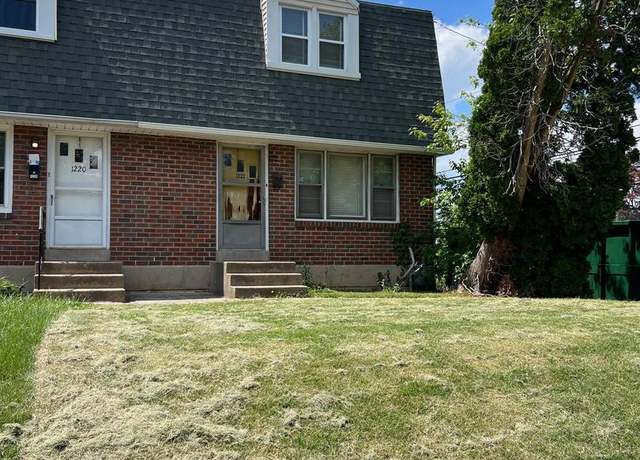 Property at 1222 Oak Ln, Brookhaven, PA 19015, 3 beds, 1.5 baths