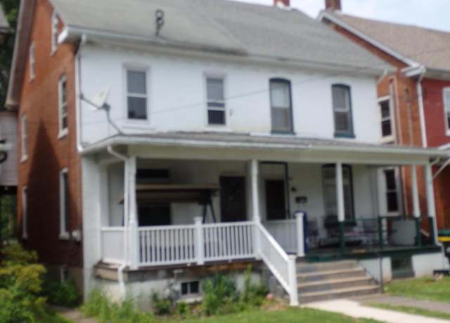 Property at 517 W 5th St, Pennsburg, PA 18073, 4 beds, 1 bath