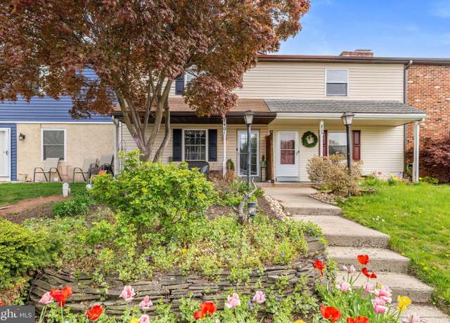 Property at 140 Thomas Dr, Telford, PA 18969, 3 beds, 1.5 baths