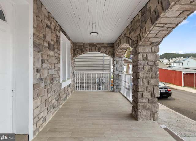 Property at 228 Lincoln St, Marysville, PA 17053, 4 beds, 2.5 baths