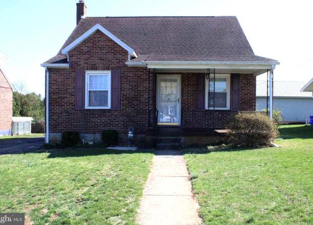 Property at 2014 Filbert St, York, PA 17404, 3 beds, 1 bath