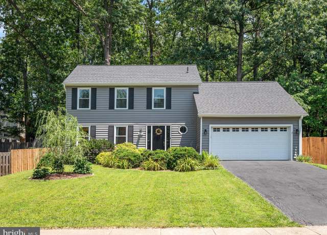 Property at 1420 Bayshire Ln, Herndon, VA 20170, 4 beds, 2.5 baths