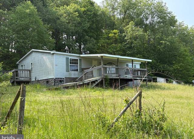Property at 232 Seaford Ln, Bruceton Mills, WV 26525, 3 beds, 2 baths