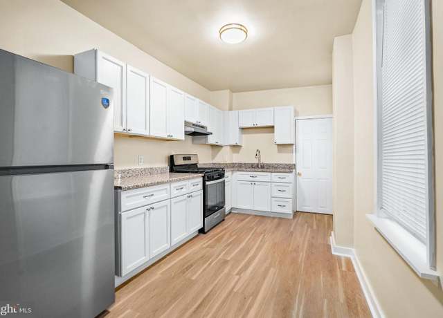Property at 409 N Franklin St, Wilmington, DE 19805, 3 beds, 1 bath