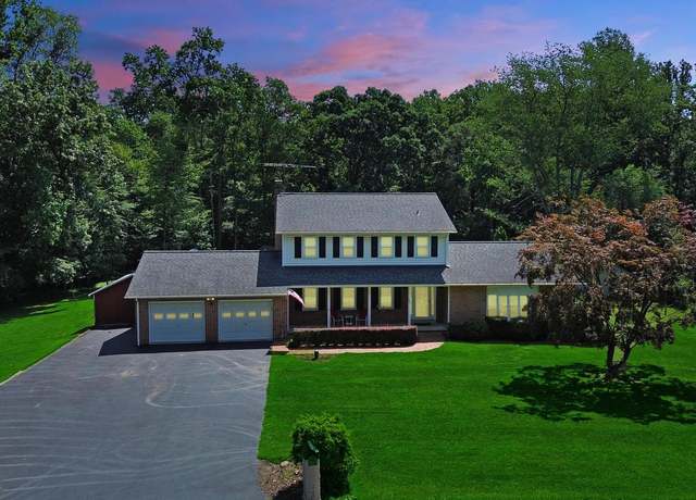 Property at 6403 White Oak Ct, Frederick, MD 21701, 4 beds, 3.5 baths