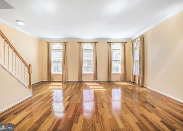 Property at 517 Falcon Park Ln, Rockville, MD 20850, 3 beds, 3 baths