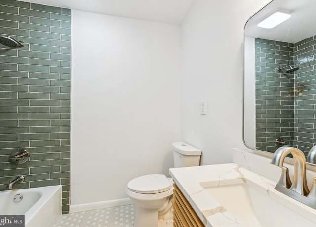 Property at 8200 Bernard Dr, Fort Washington, MD 20744, 5 beds, 3 baths