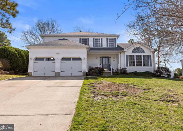 Property at 203 Riptide Ave, Manahawkin, NJ 08050, 3 beds, 2.5 baths