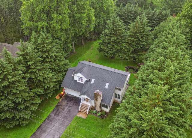 Property at 38 Diane Trl, Fairfield, PA 17320, 2 beds, 2.5 baths