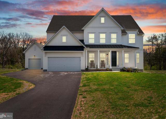 Property at 1033 Smyth Ln, Pennsburg, PA 18073, 5 beds, 4.5 baths