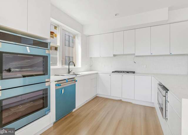 Property at 600 Fairmount Ave Unit A3, Philadelphia, PA 19123, 4 beds, 5.5 baths
