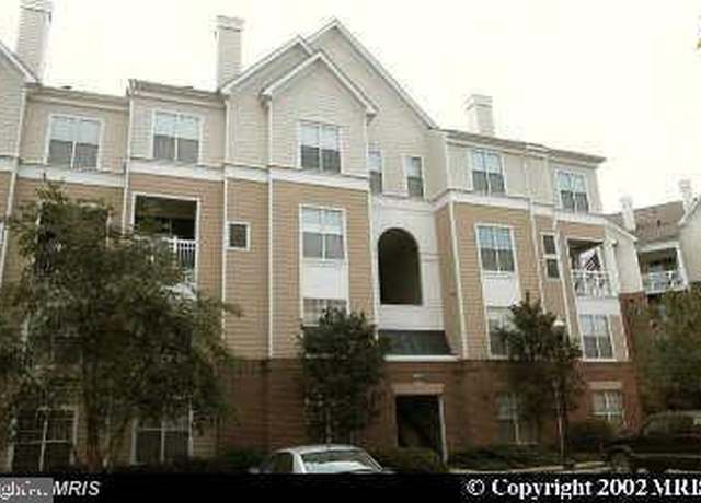 Property at 2203 Westcourt Ln #304, Herndon, VA 20170, 2 beds, 2 baths