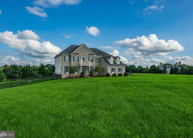 Property at 37957 Piggott Bottom Rd, Purcellville, VA 20132, 4 beds, 3.5 baths