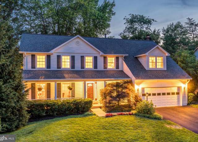 Property at 21119 Deep Furrow Ct, Ashburn, VA 20147, 5 beds, 3.5 baths
