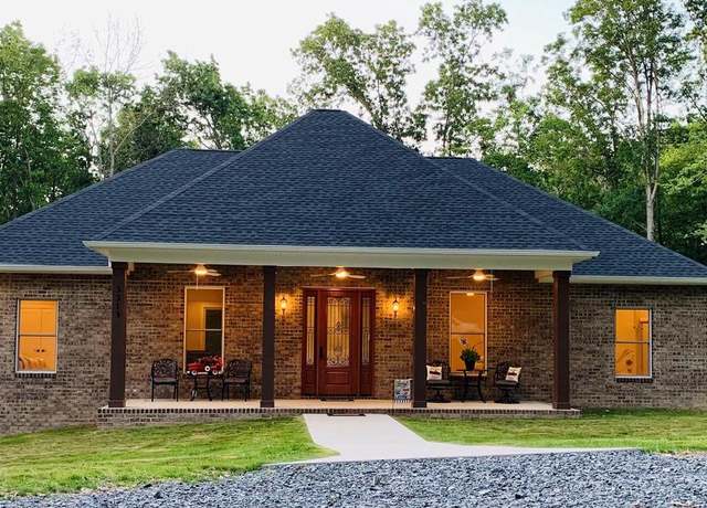 Property at 3213 Old Tanbark Rd, Luray, VA 22835, 4 beds, 2.5 baths