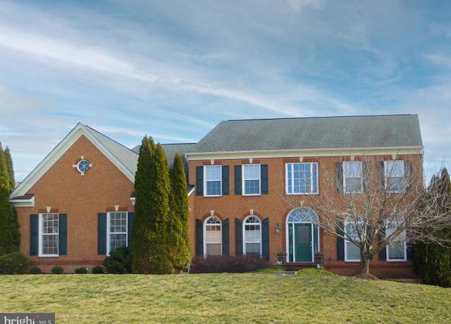 Property at 1026 Armistead St, Winchester, VA 22601, 5 beds, 4.5 baths