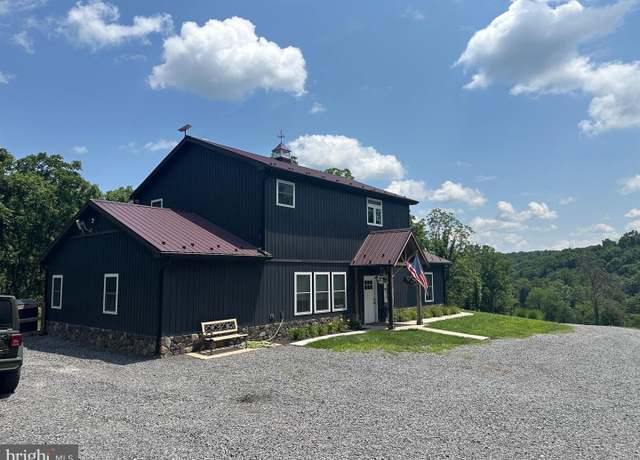 Property at 9 Whiskey Trail Ln, Berkeley Springs, WV 25411, 4 beds, 3 baths